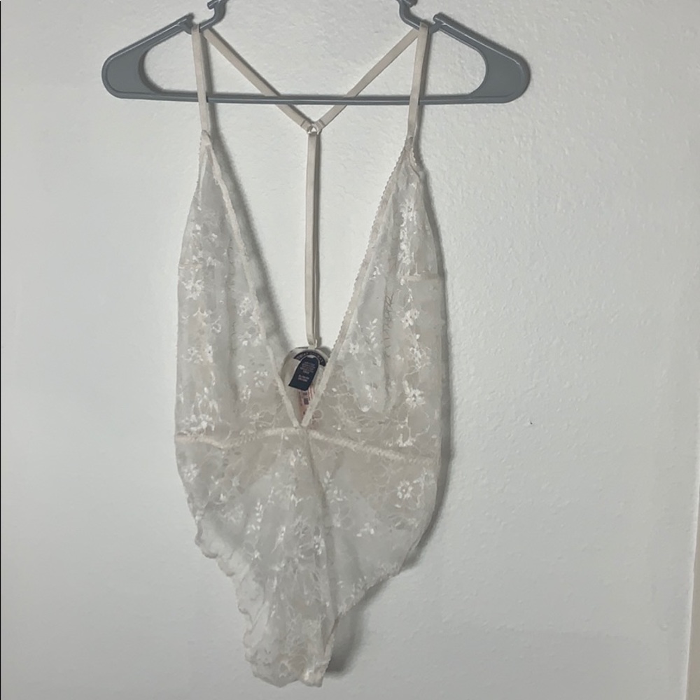 Victoria’s Secret lace teddy thong size XL NWT